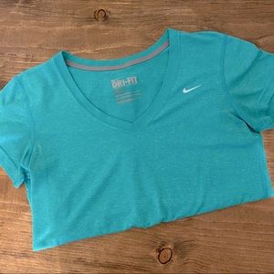 🖤  
Nike Dri Fit Short Sleeve TShirt - M